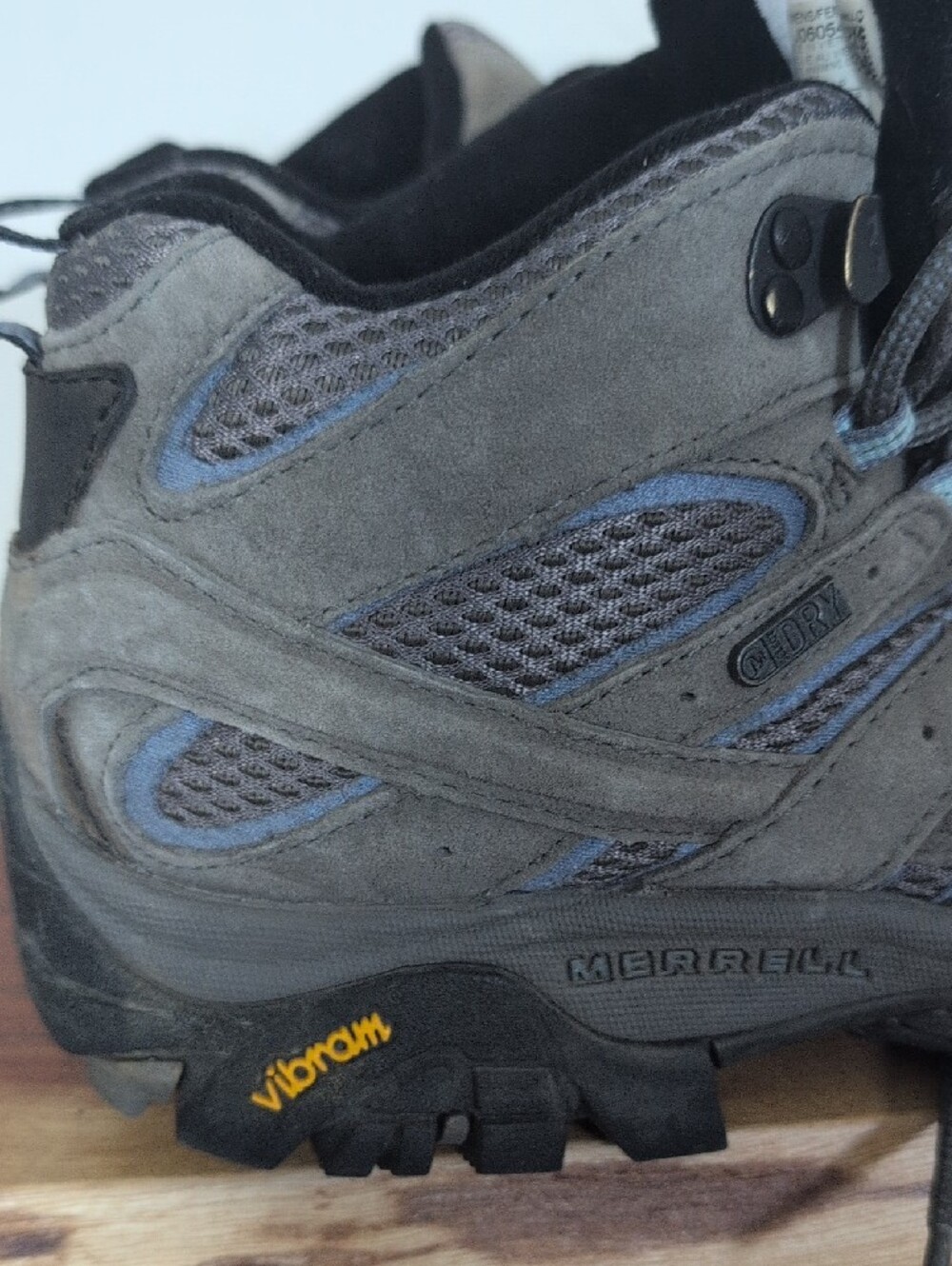 Merrell Womens Gray and Black Waterproof Hiking Shoes Boots Size 8.5 J06054 - Picture 3 of 9